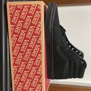 Vans sk8 hi black/black/black size 13 mens